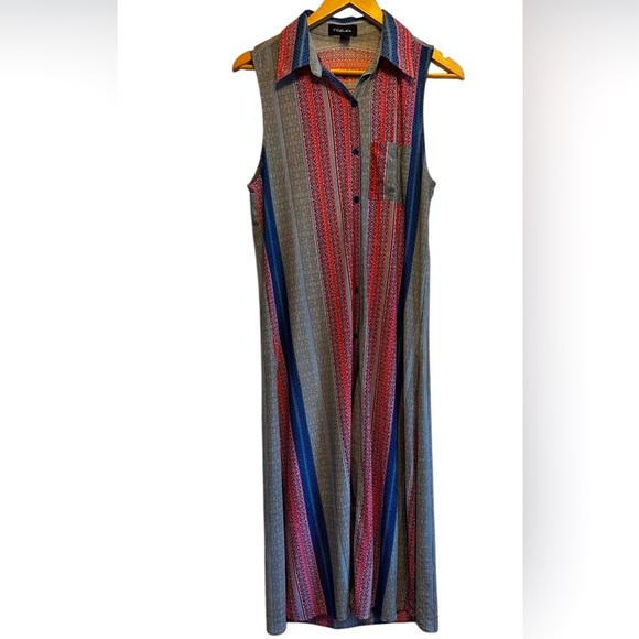 G Collection Striped collared maxi dress. Button front w/ slits. Size M - Picture 1 of 11